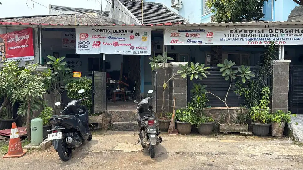 DIBUTUHKAN KURIR MOTOR dan MARKETING EXPEDISI