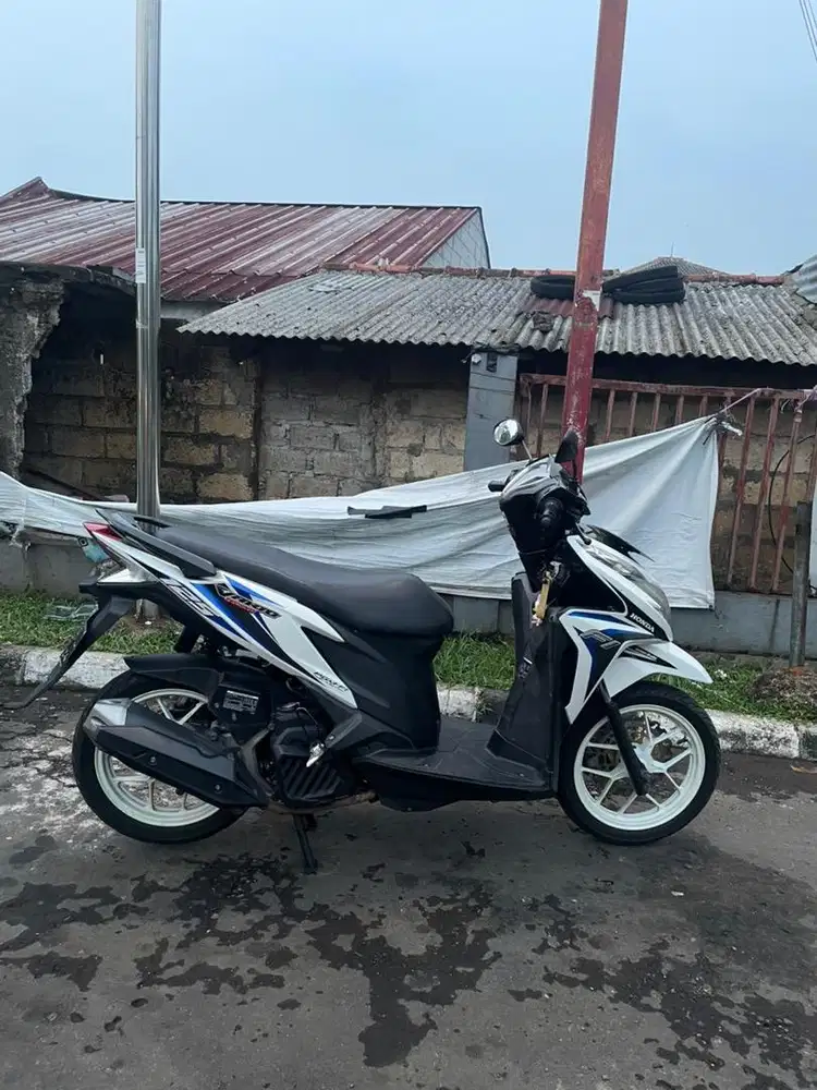 Vario 125 KZR 2014 (Non ISS)