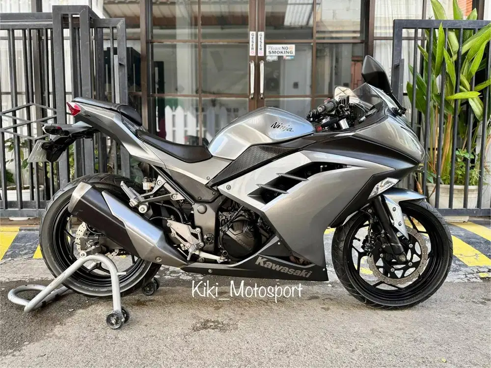 Ninja 250 fi 2014 km 14rb
