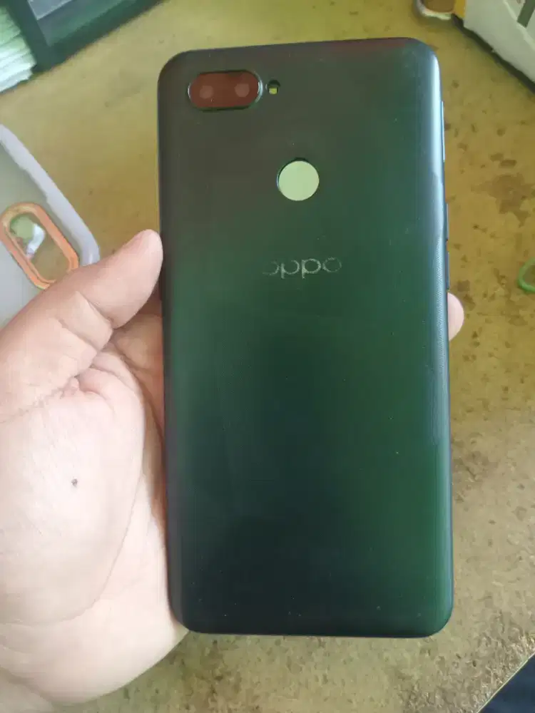 Hp oppo A12 bekas