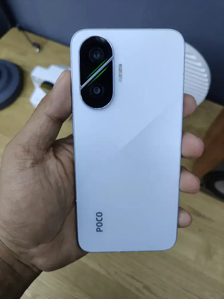 POCO F7 WARNA PUTIH 12GB/512GB sudah Terpasang TG Copper