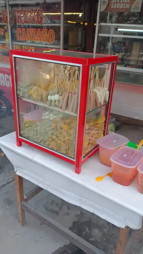 ESTALASE BAKSO BAKAR