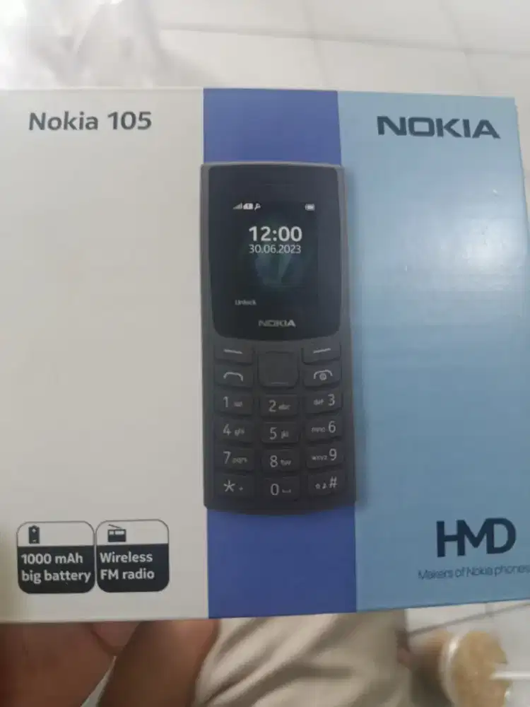 Nokia 105 baru buka segel