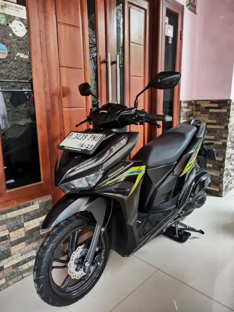 Di jual sepeda motor Honda Vario gen 2 Thn 2024 surat lengkap