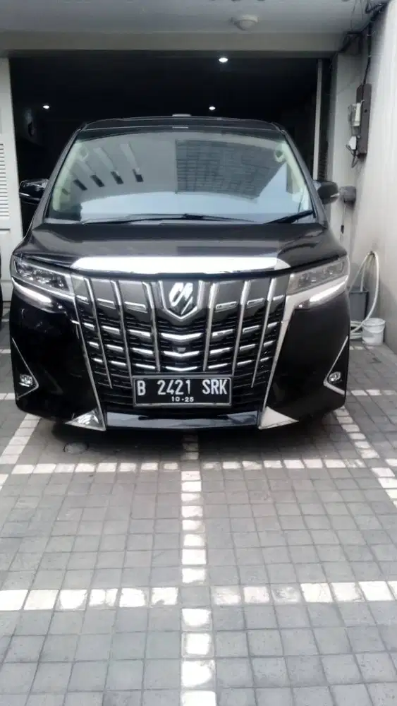 Toyota Alphard 2020 Hitam Mulus Murah
