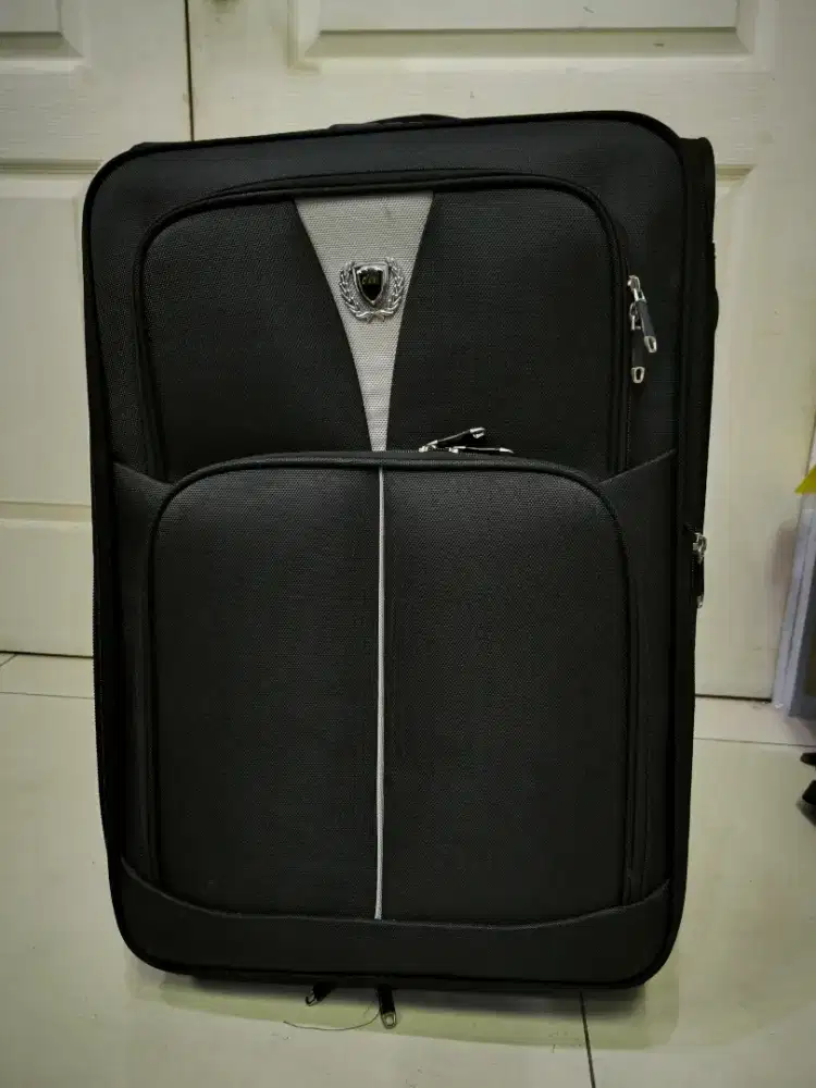 Koper Dibola Black