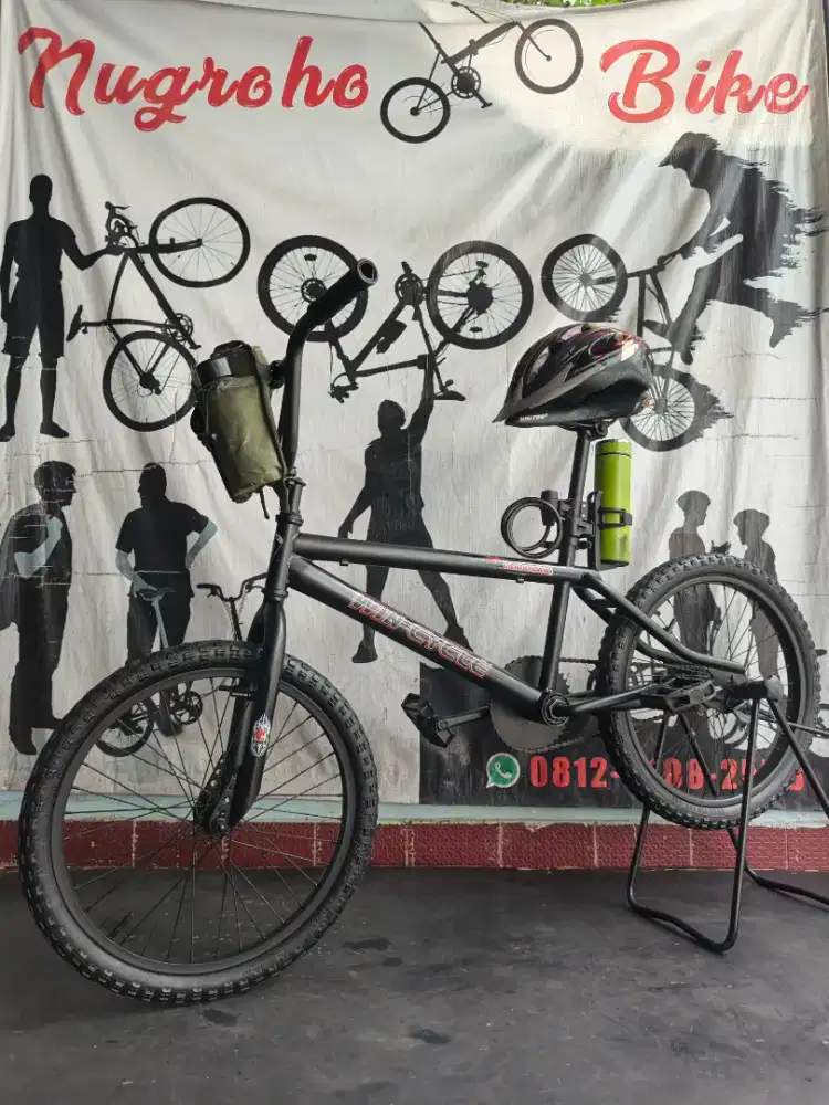 Sepeda BMX : WIMCYCE