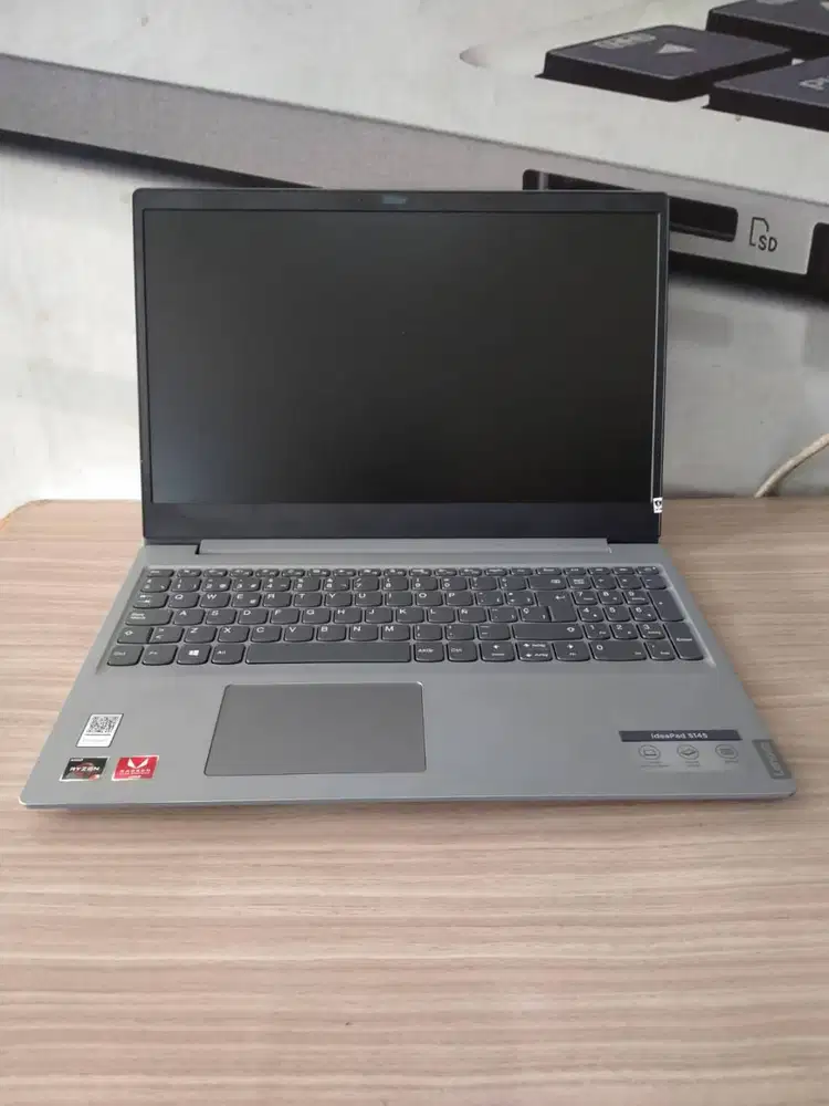 Laptop Lenovo S145, AMD Ryzen 3 3200, Ram 8gb, SSD 512GB
