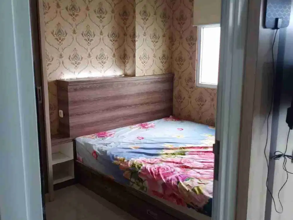 DISEWAKAN PER 6 BULAN APARTMENT GREEN PRAMUKA CITY 2 BEDROOM FULL FURNISHED