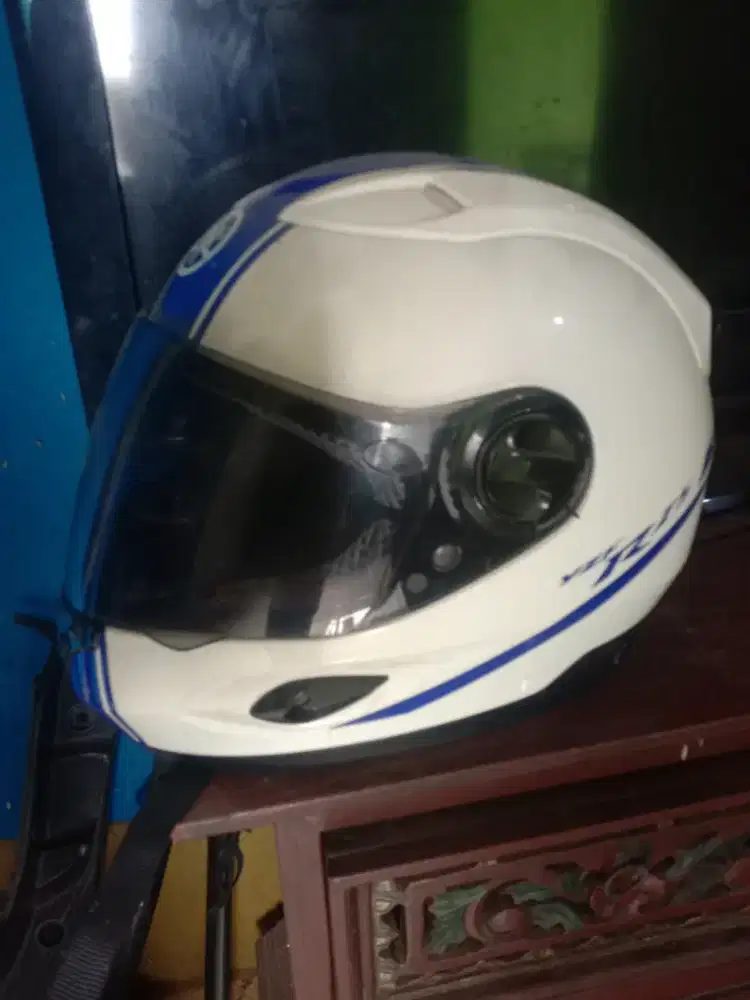 Helm Yamaha R25 ORI