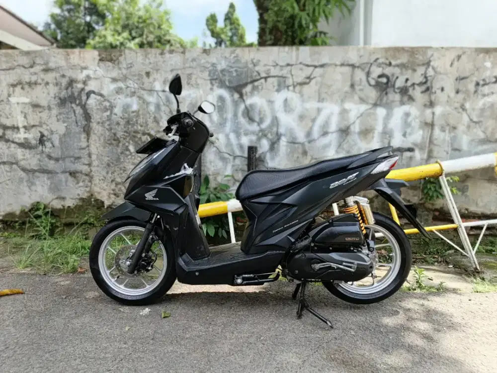 Honda beat deluxe tahun 2021 Kondisi Bagus