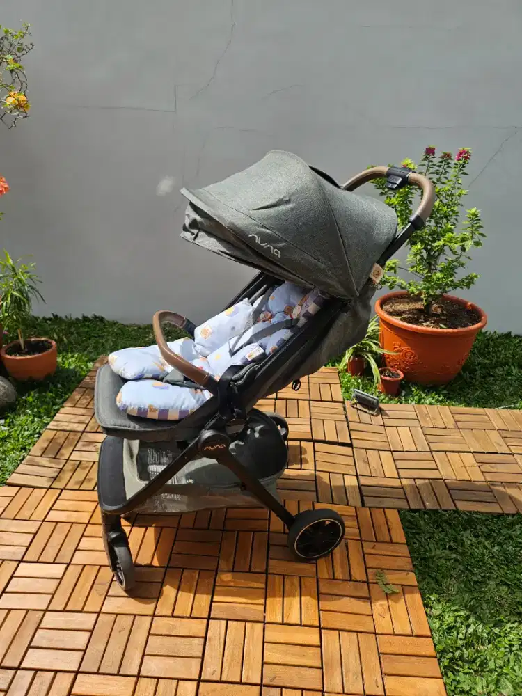 Stroller Nuna TRVL Pine - Preloved