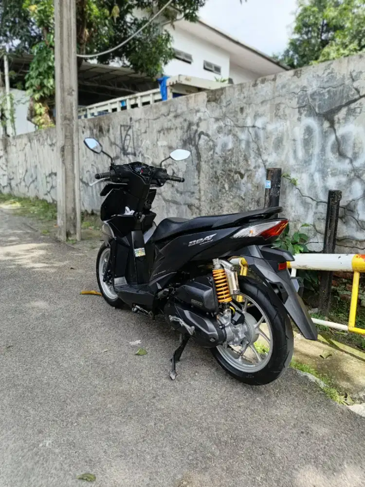 Honda beat deluxe tahun 2021 Kondisi Siap Pakai