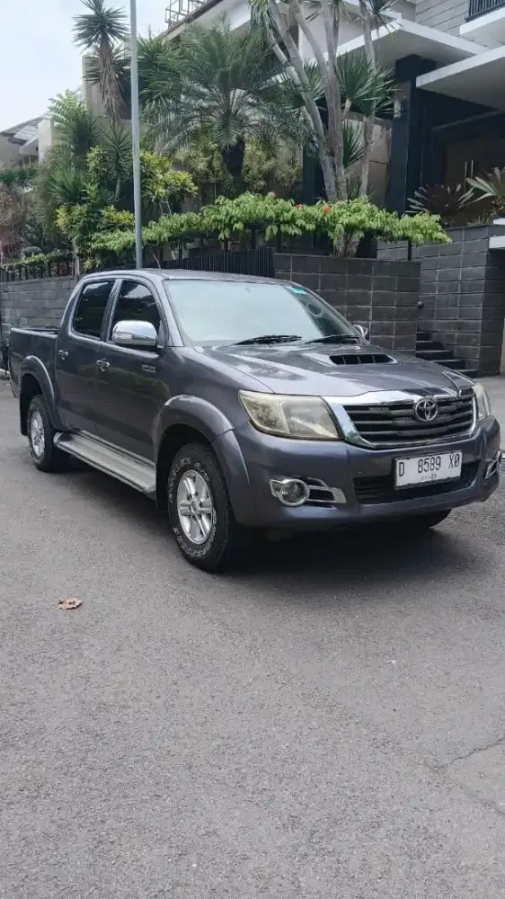 Toyota Hilux Double Cab G MT Diesel 4x4
