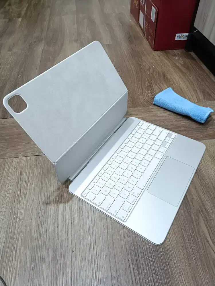 Apple Magic Keyboard Ipad Pro M4
