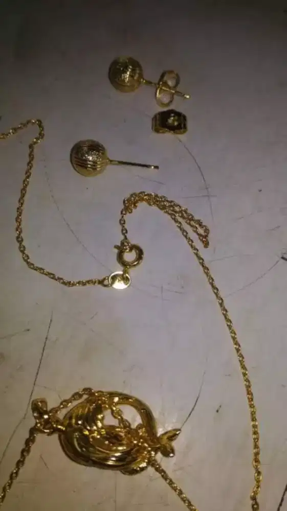 Terima jual beli emas