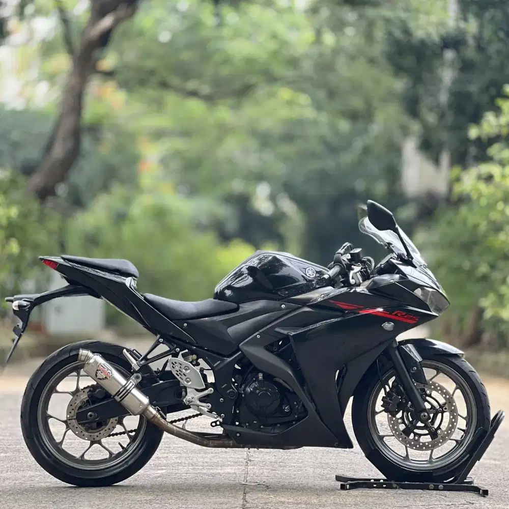 YAMAHA R25 V1 HITAM 2014 KM LOW KAYAK BARU