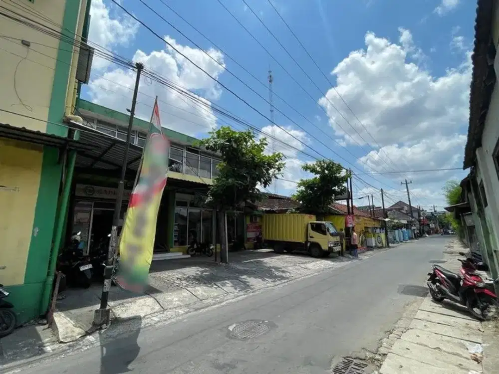 Ruang Usaha di area Jalan Kaliurang KM 5, Sleman