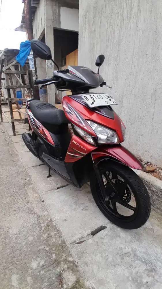 Bismillah jual honda vario 110 old thn 2012
