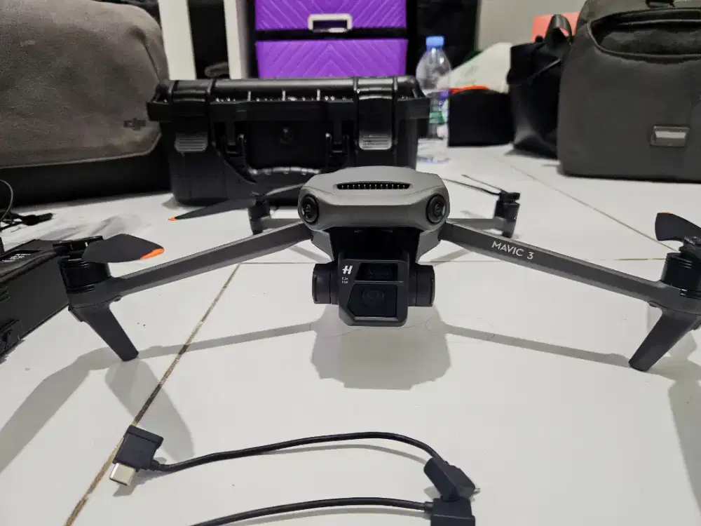 Dji mavic 3 fly combo