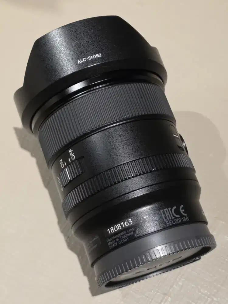 Lensa Sony FE 20mm 1.8 mulus harga miring
