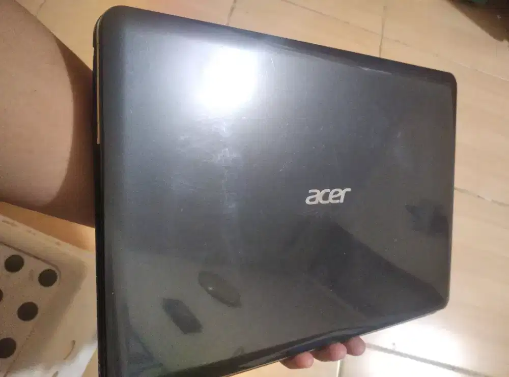 Laptop murah Acer Aspire E1 - 431