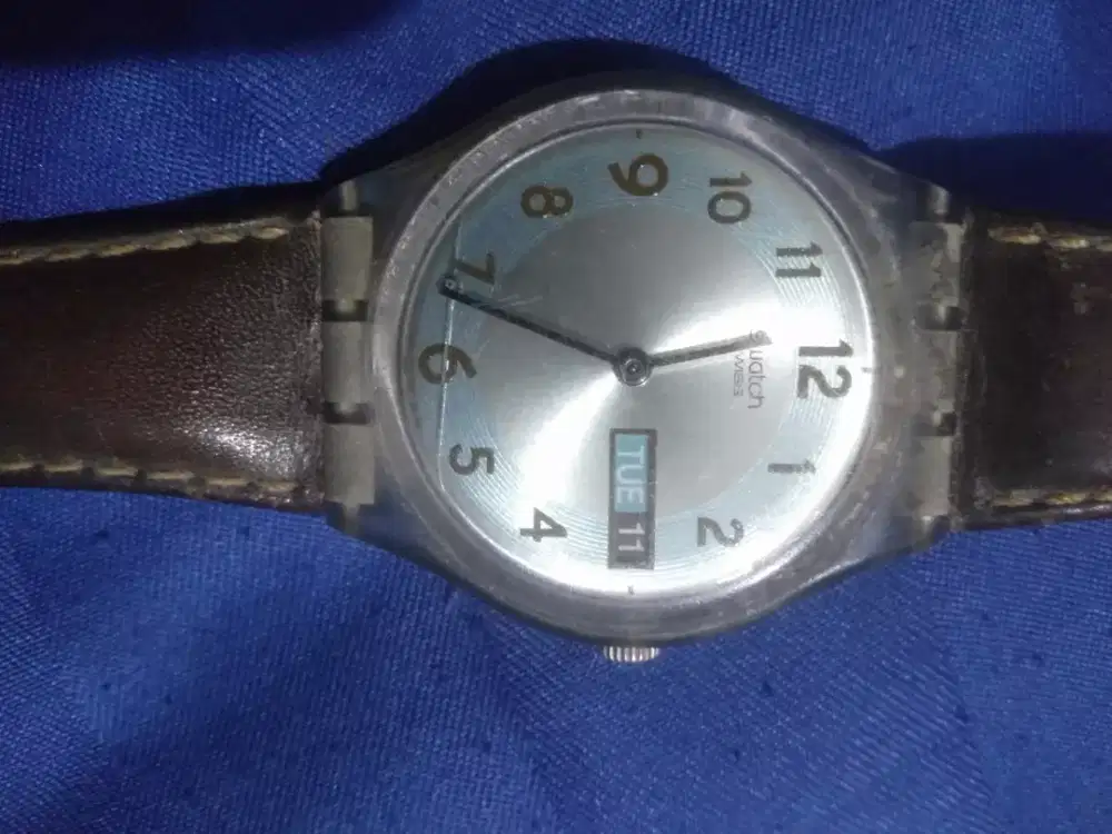 Jam tangan wanita SWATCH