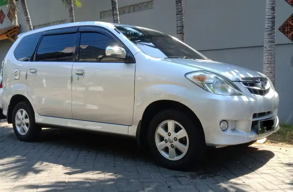 Avanza antik,km rendah