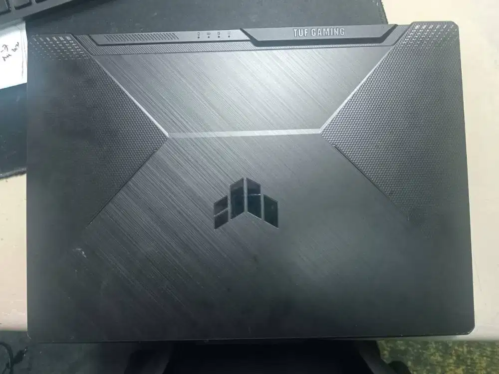 Dijual Cepat, Laptop Gaming ASUS A15 + Charger + Kardus, nego tipis