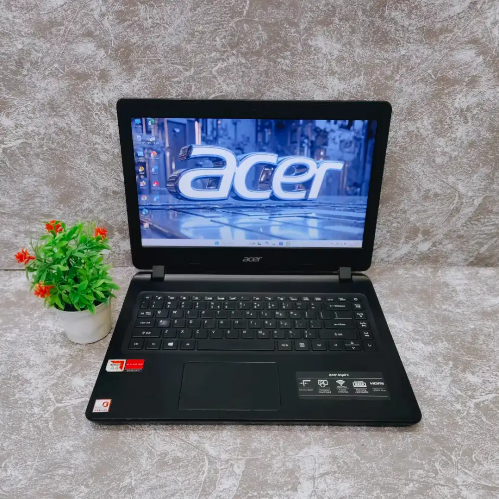 Acer Aspire AMD A4 Ram 8GB SSD 512GB 14inc