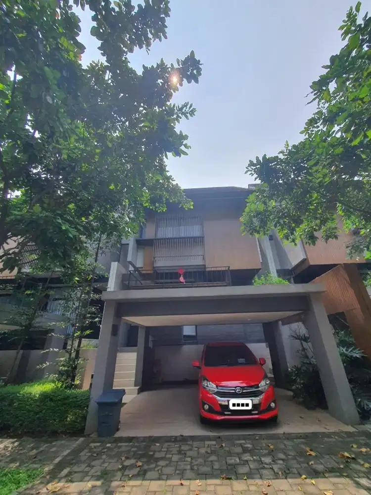 Di Jual rumah 3lt full fasility