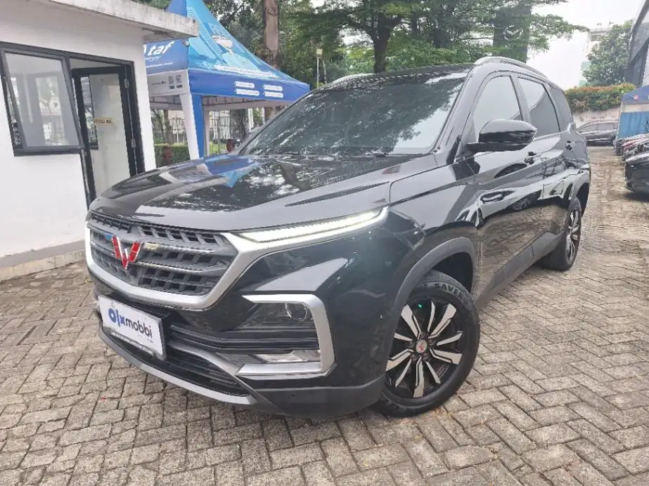 LOW DP Wuling Almaz 1.5 Exclusive 5-Seater Bensin-AT 2021 UZC