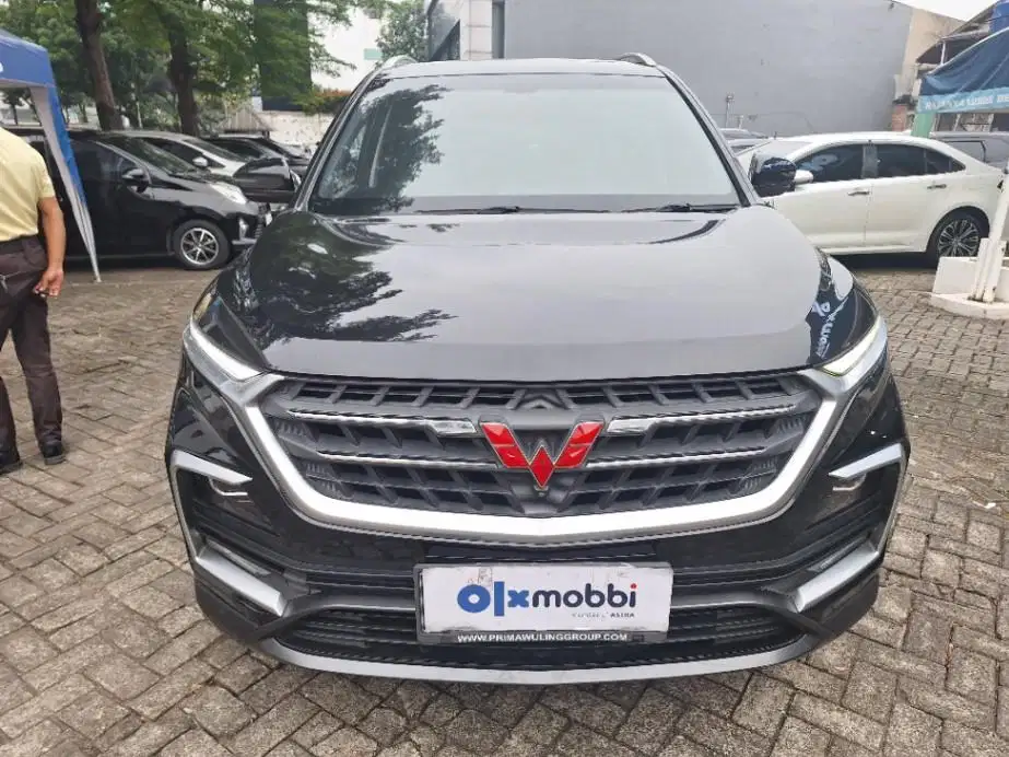 LOW DP Wuling Almaz 1.5 Exclusive 5-Seater Bensin-AT 2021 UZC