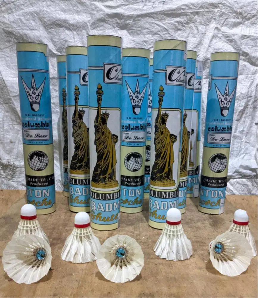 shuttle cocks (kok bulu tangkis)