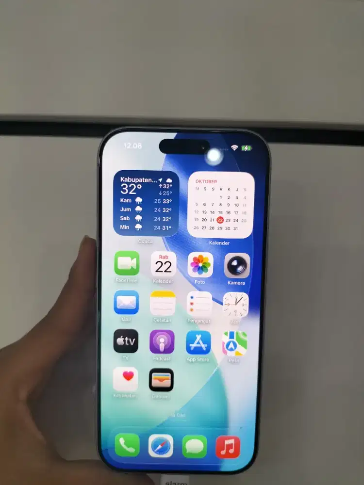 Promo free 1x angsuran iPhone 17