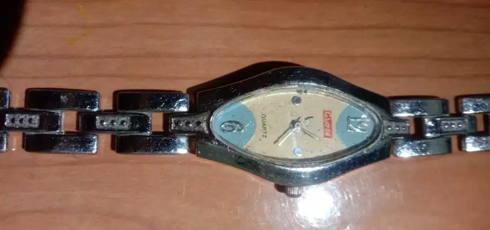 Jam tangan vintage cewe