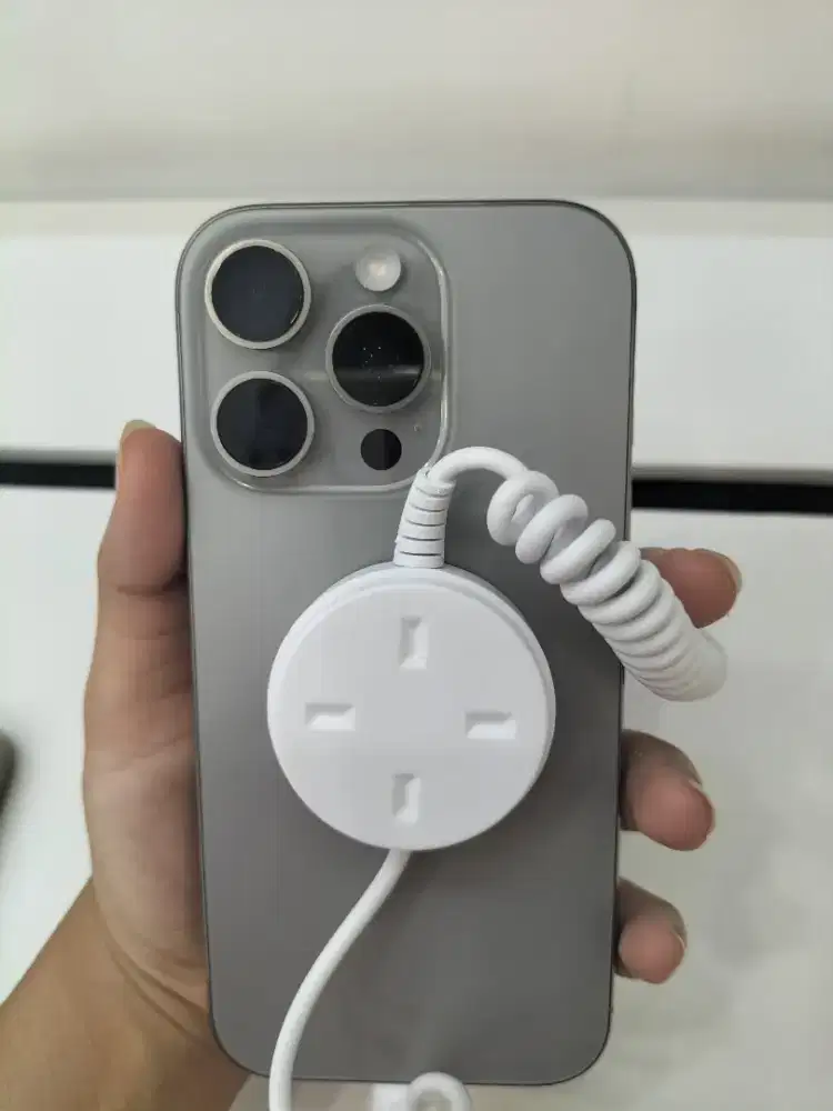 Promo free 1x angsuran iPhone 16 pro