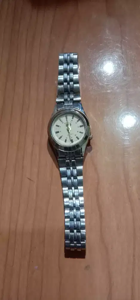 Jam tangan cewe seiko