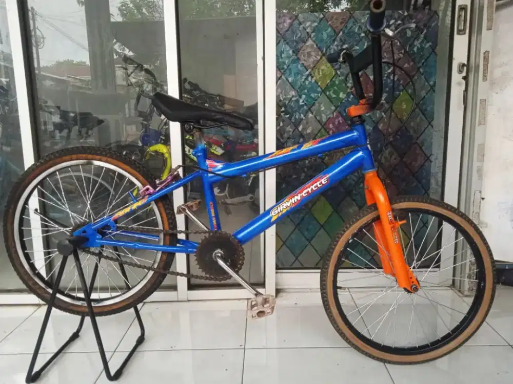 Sepeda anak Bmx uk20