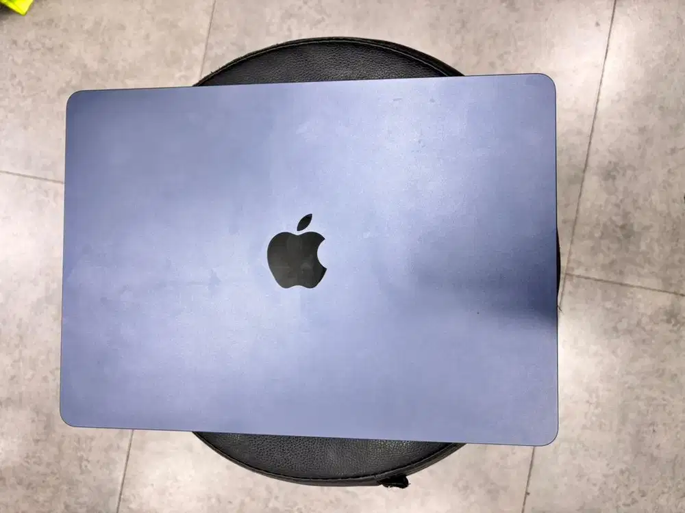 Macbook AIR M2 IBOX