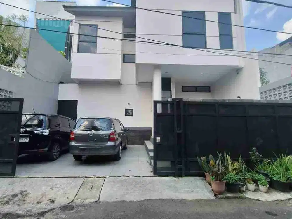 Rumah Baru Siap Huni di Kayumas Jakarta Timur