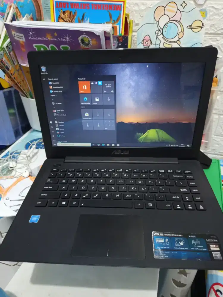 Laptop Asus X453M Ram 8gb/500gb  .batre awet . Murah