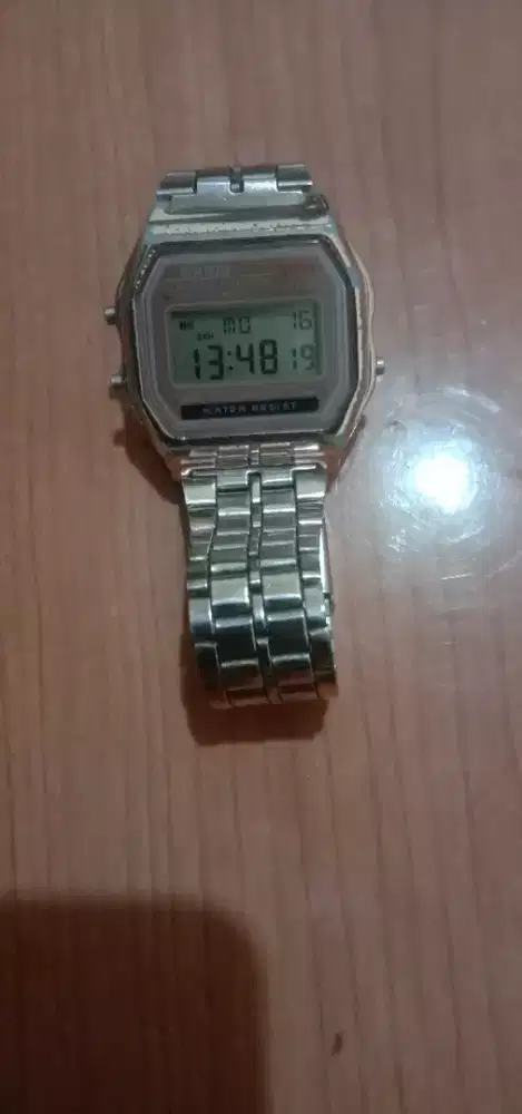 Jam tangan Casio cewe
