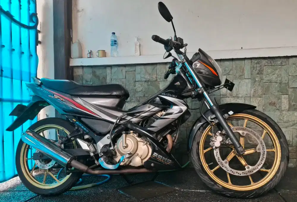 Suzuki satria fu150 scd 2012 hitam abu