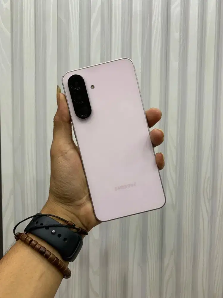 Samsung a56 5G ram 8/256gb fulshet