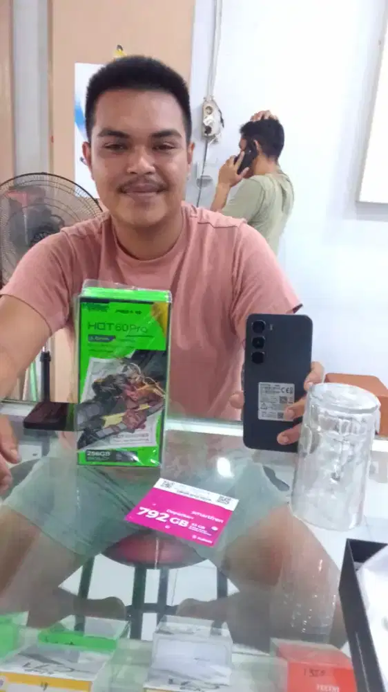 Infinix hot 60 pro 8 /256