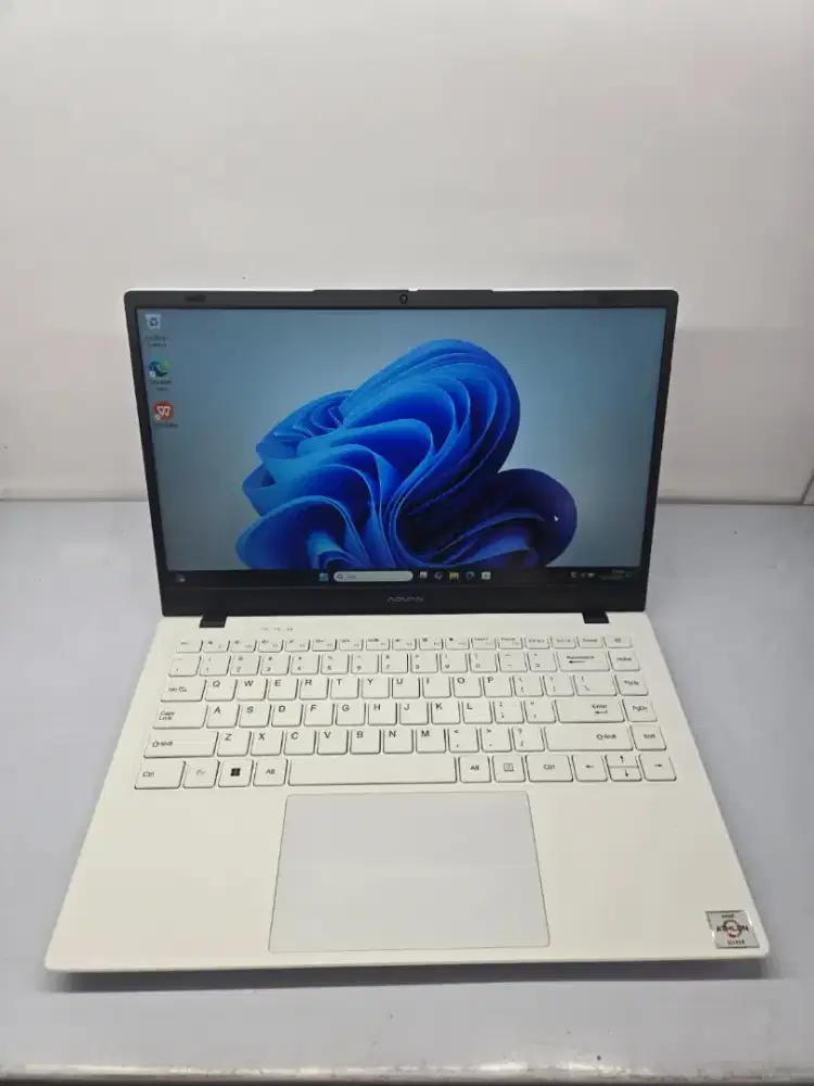 JUAL LAPTOP ADVAN SOULMATE X AMD 3020E - - BISA PESAN ANTAR & KREDIT