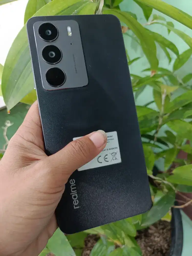 Realmi c75 ram 8/256