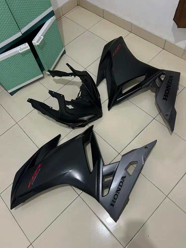Body New CBR150R Original copotan