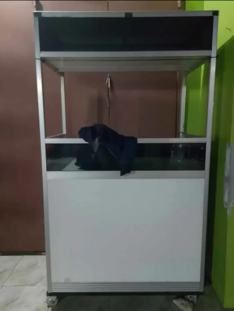 Dijual booth jualan/etalase